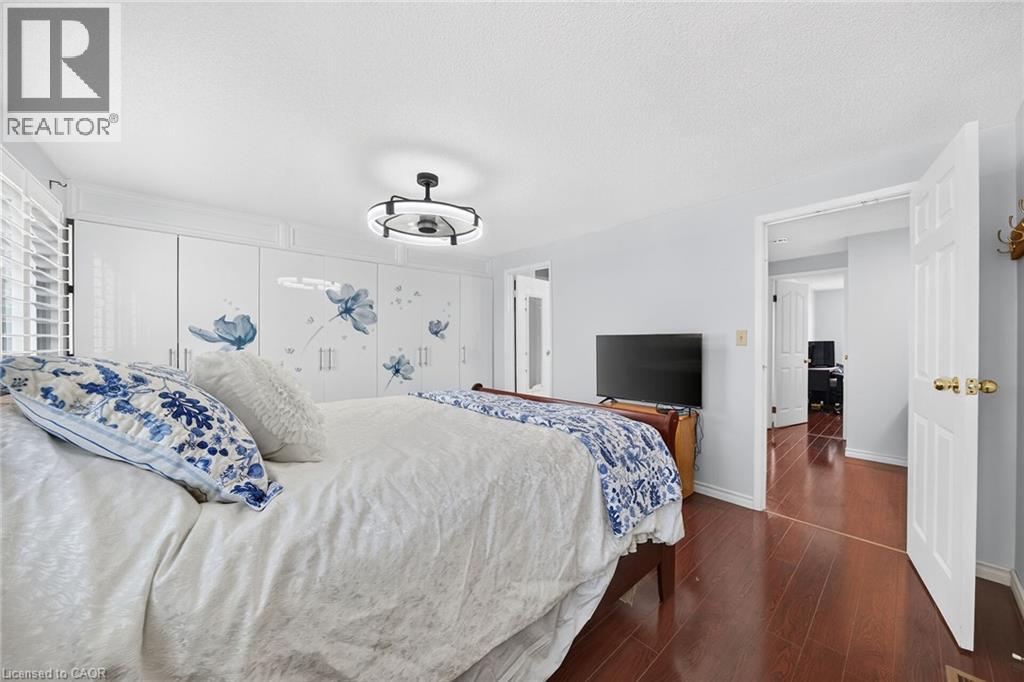 #27 860 RYMAL Road E - 23