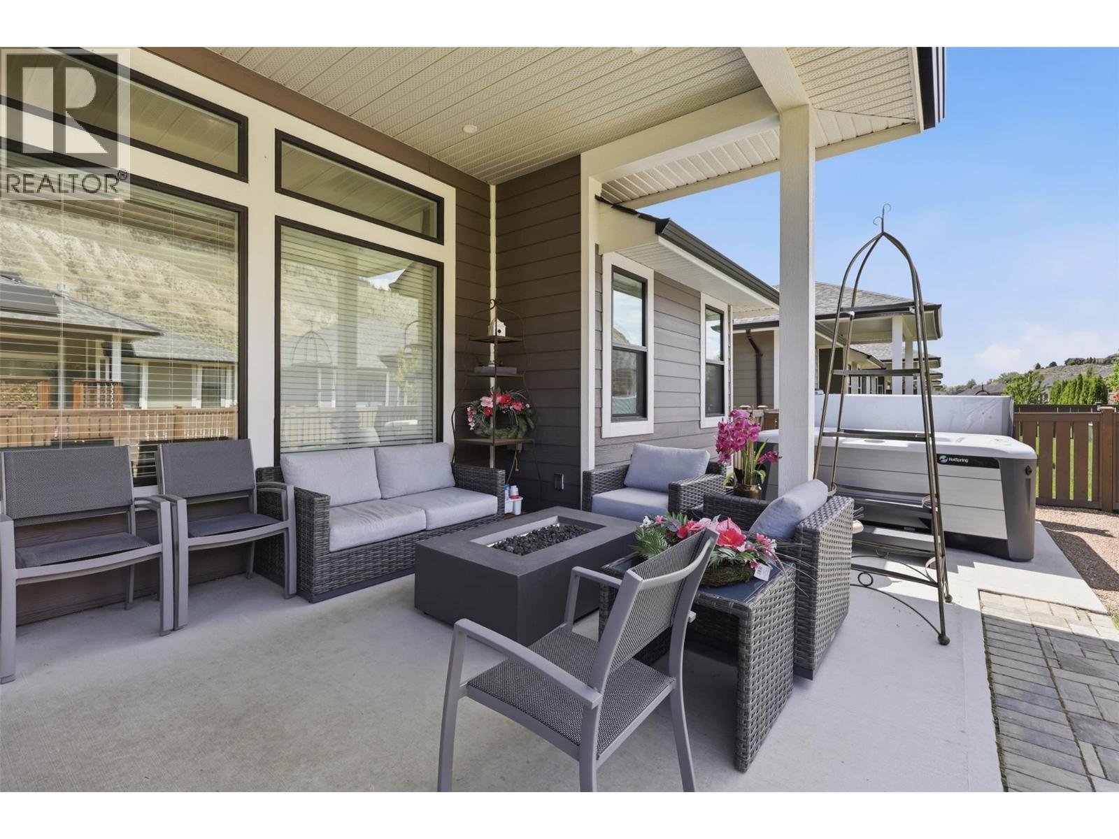 #327 641 Shuswap Road E - 22