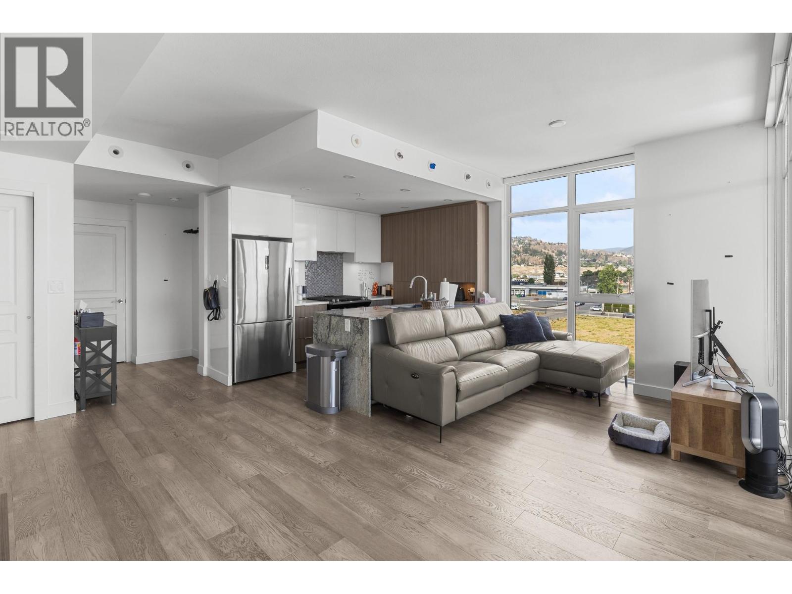 #405 1151 Sunset Drive - 20
