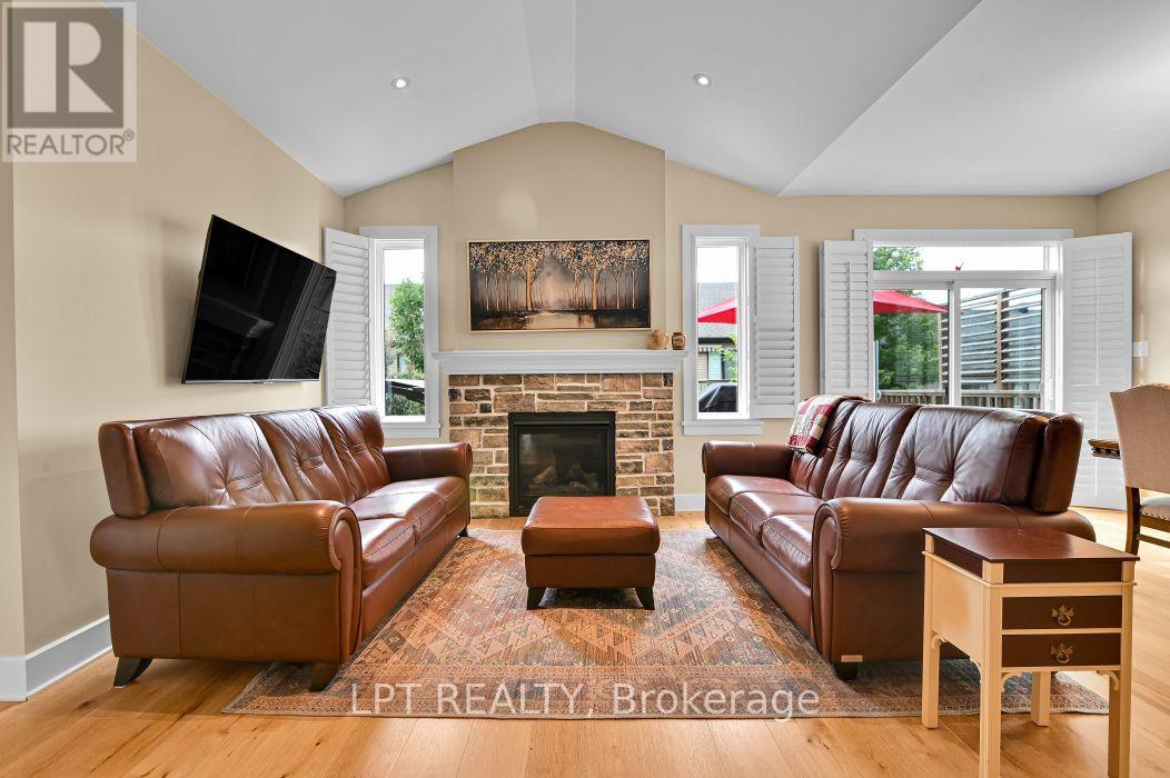 608 ROBERT HILL STREET - Image 23
