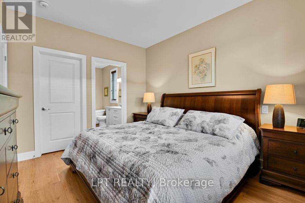 608 ROBERT HILL STREET - Image 31