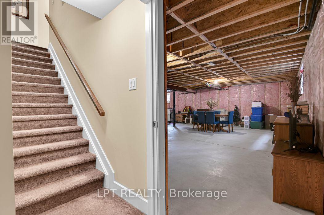608 ROBERT HILL STREET - Image 37
