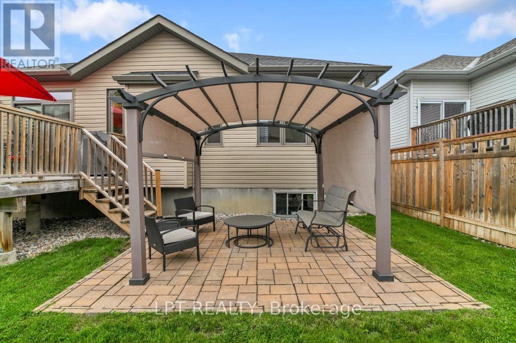 608 ROBERT HILL STREET - Image 46
