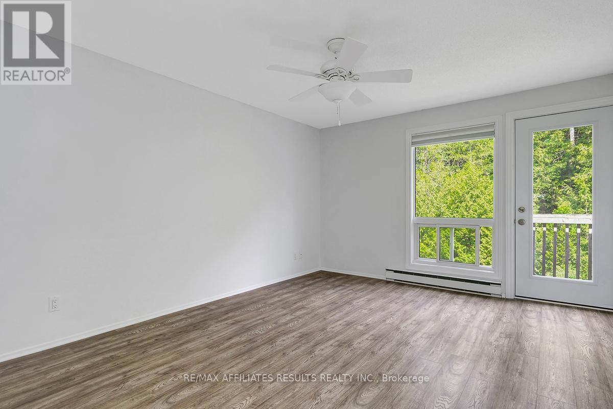 #6549B 6549 BILBERRY DRIVE - 23
