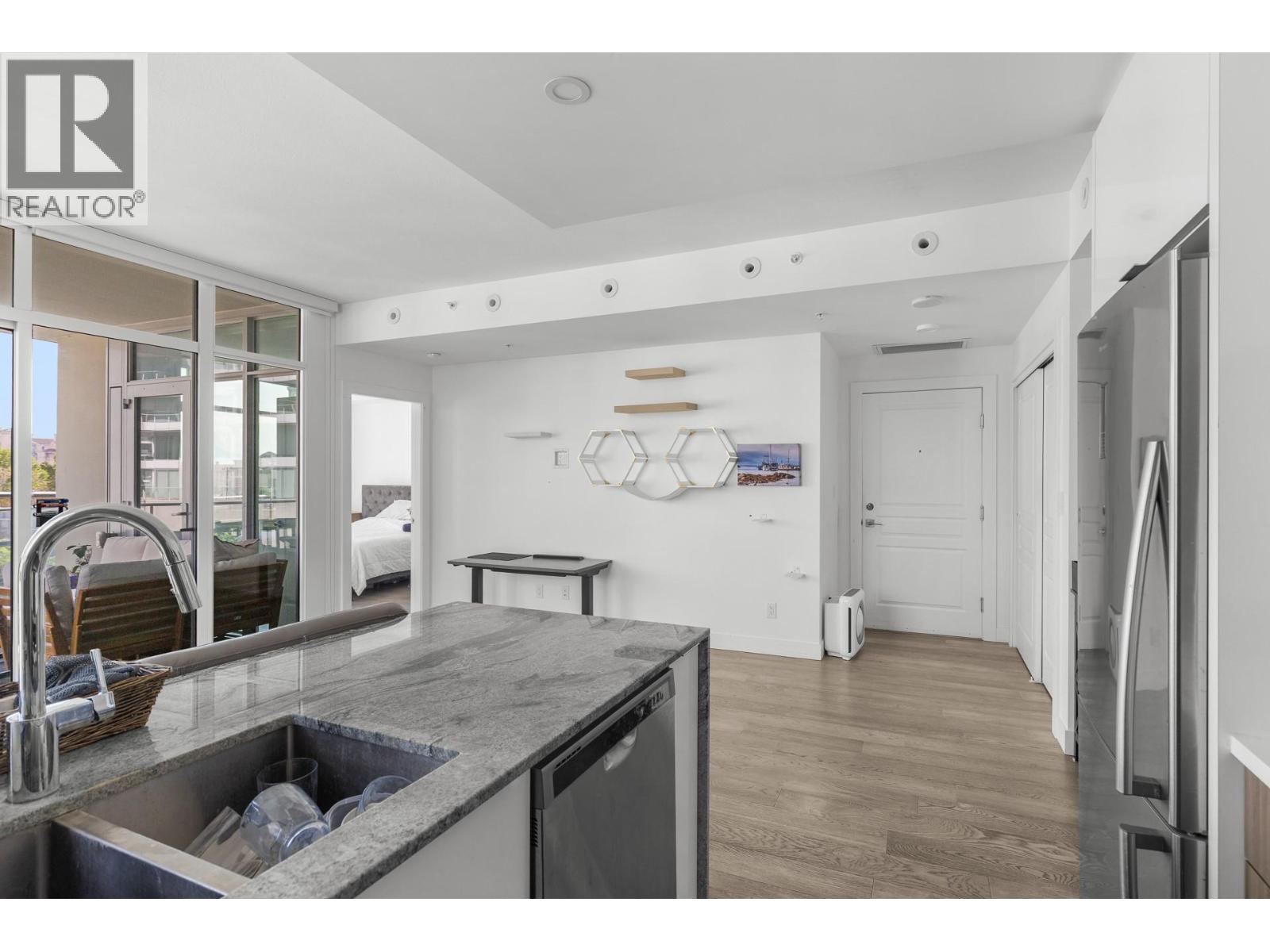 #405 1151 Sunset Drive - 24
