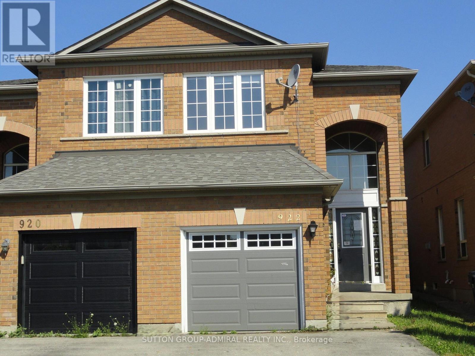 922 LEDBURY CRESCENT - 2
