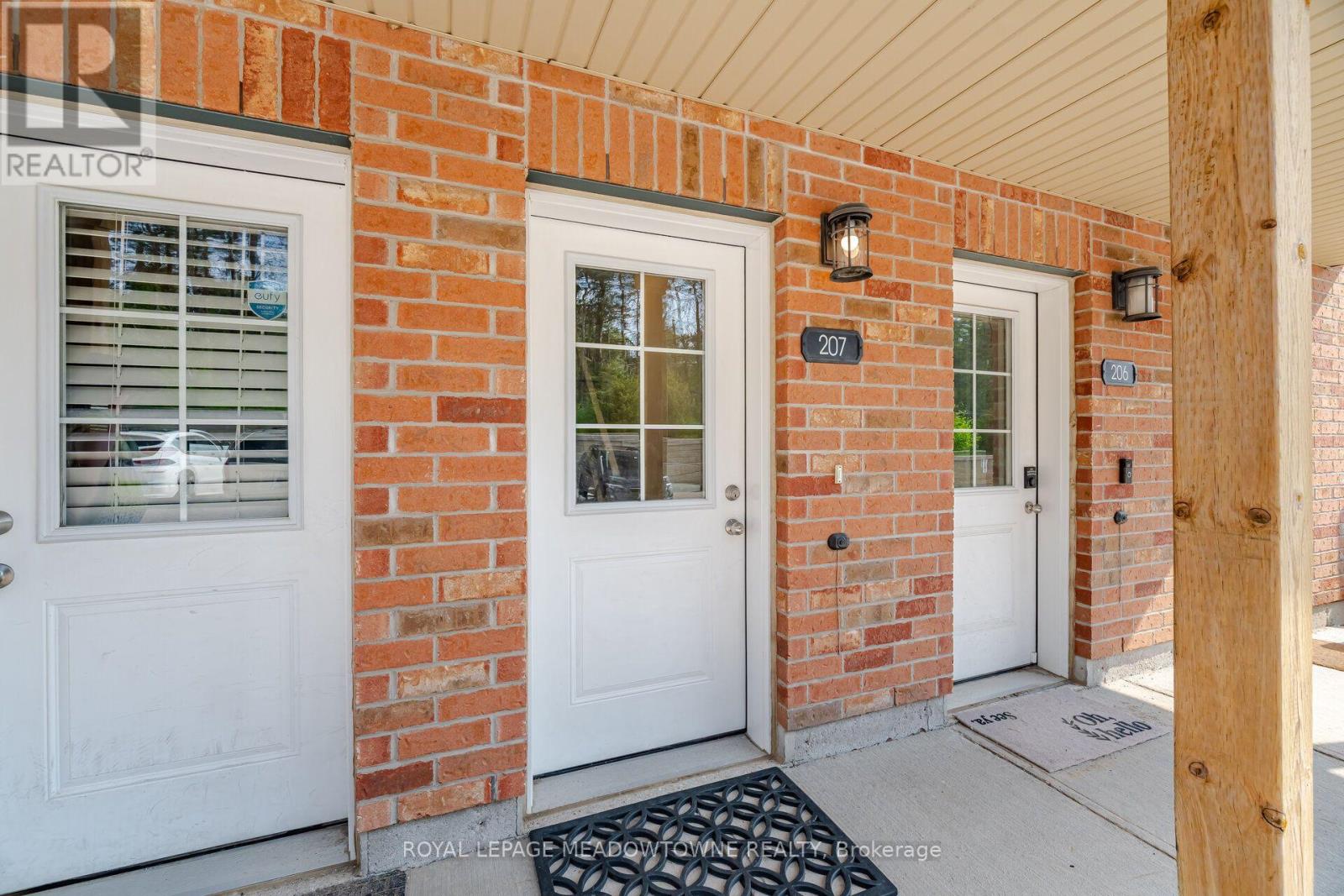 #207 7 CITYVIEW DRIVE S - 46