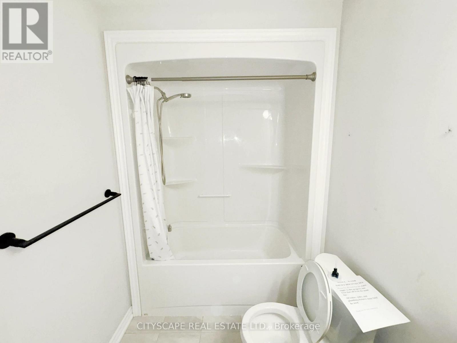 100 SUNFLOWER PLACE - Image 26