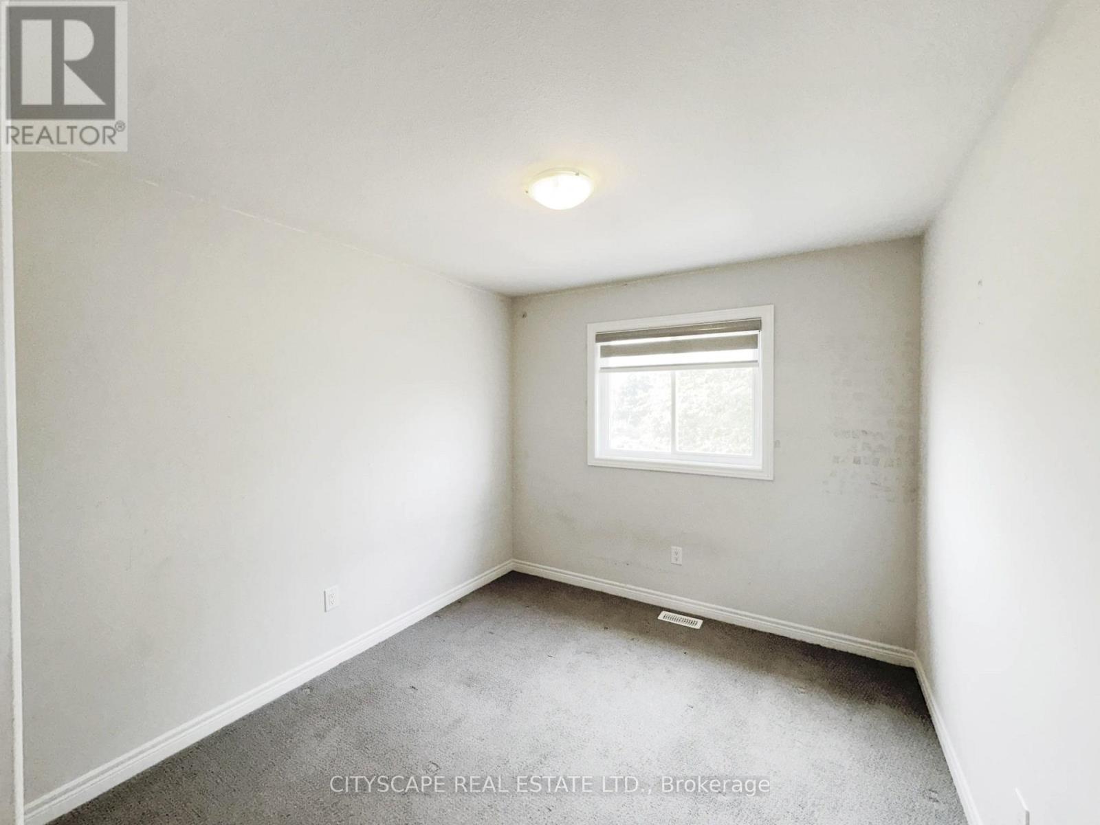 100 SUNFLOWER PLACE - Image 27