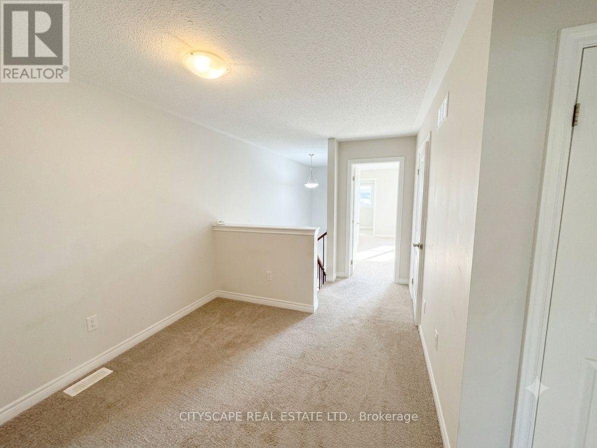 100 SUNFLOWER PLACE - Image 33