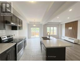 Family room - 100 Sunflower Place, Welland, ON L3C0H8 Photo 11