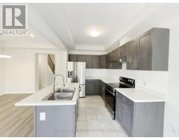 Kitchen - 100 Sunflower Place, Welland, ON L3C0H8 Photo 9