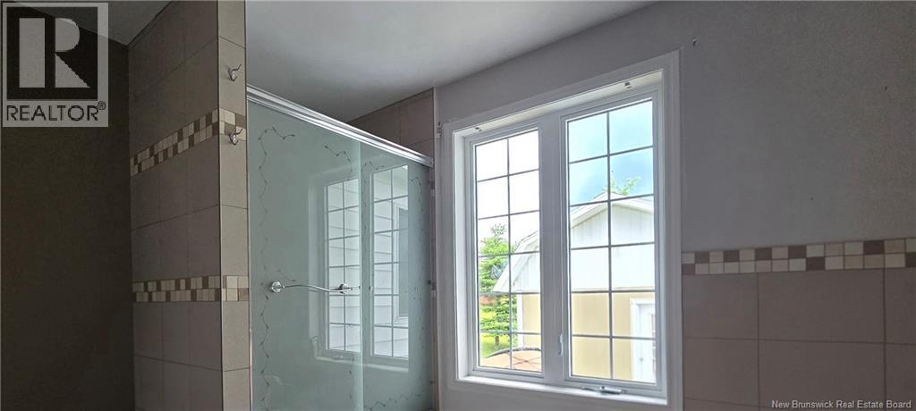 12 Bélanger Street - 23