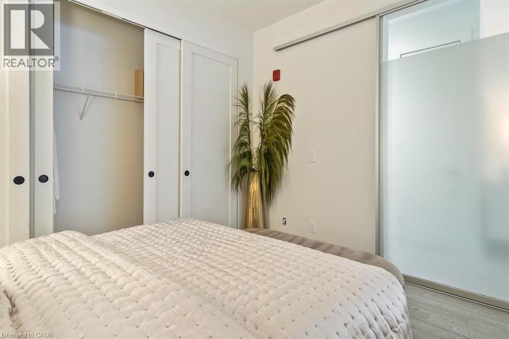 #105 123 MAURICE Drive - 13