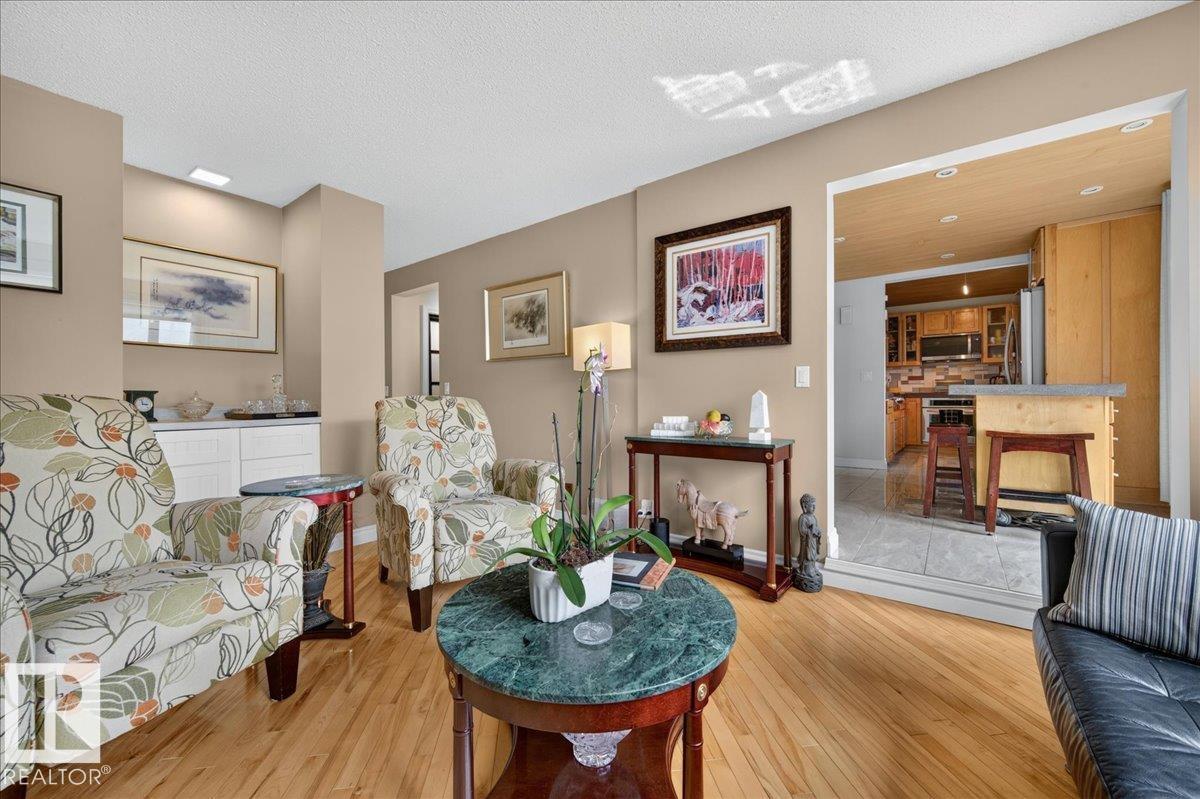 9328 173 ST NW NW - 24