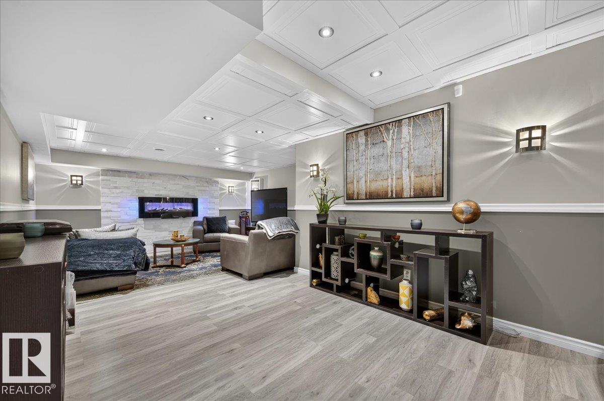 9328 173 ST NW NW - 48
