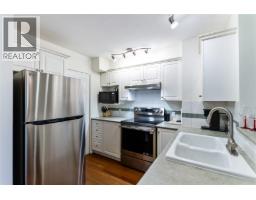 204 155 E 3rd Street, North Vancouver, BC V7L1E5 Photo 9