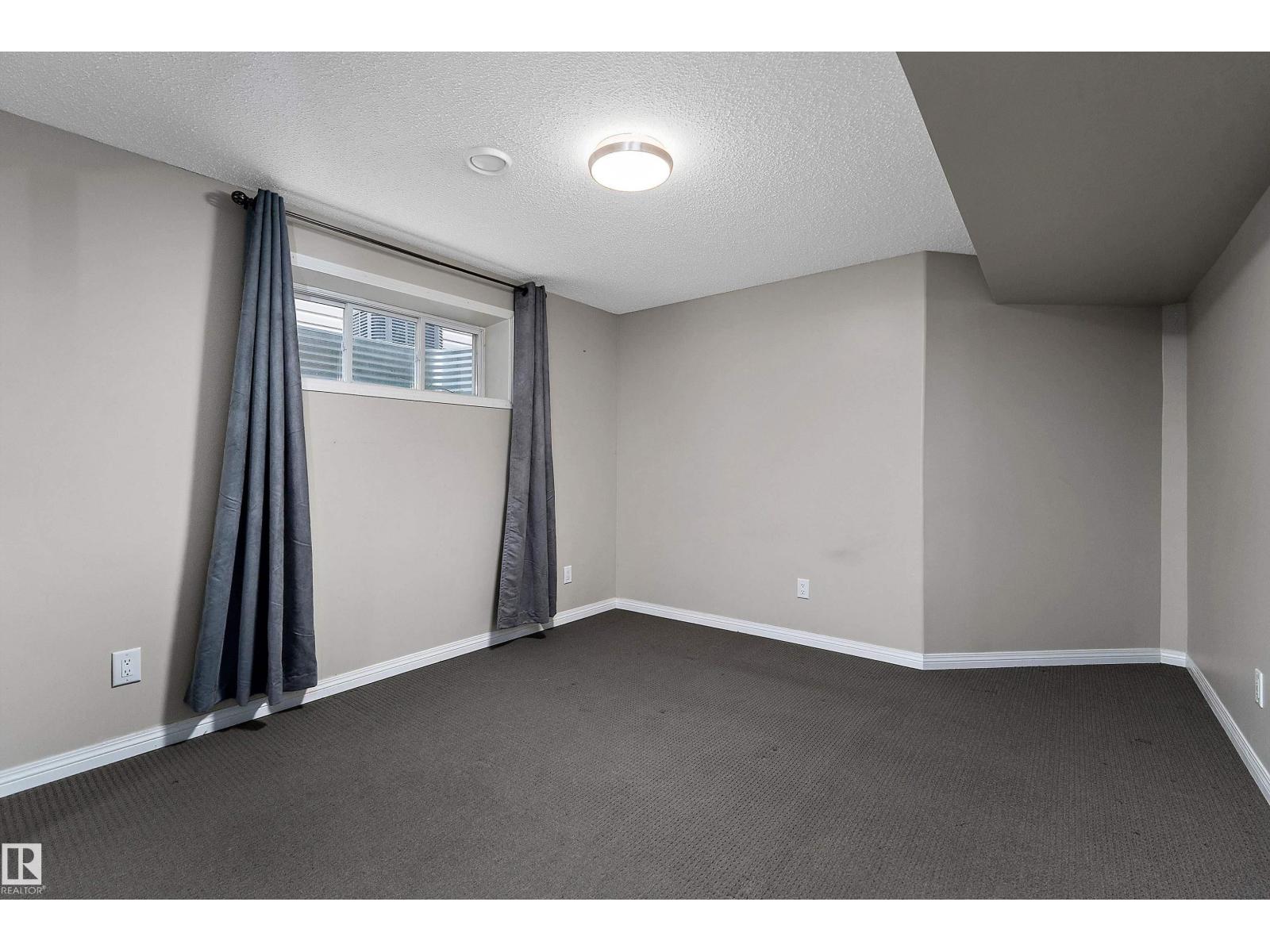 12207 172 AV NW - 40