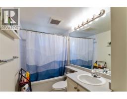 204 155 E 3rd Street, North Vancouver, BC V7L1E5 Photo 15