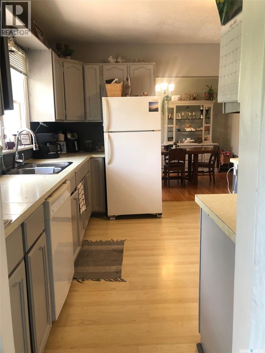 322 5th AVENUE E - Image 20