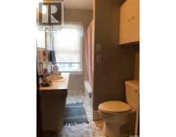 322 5th Avenue E, Canora, SK S0A0L0 Photo 47