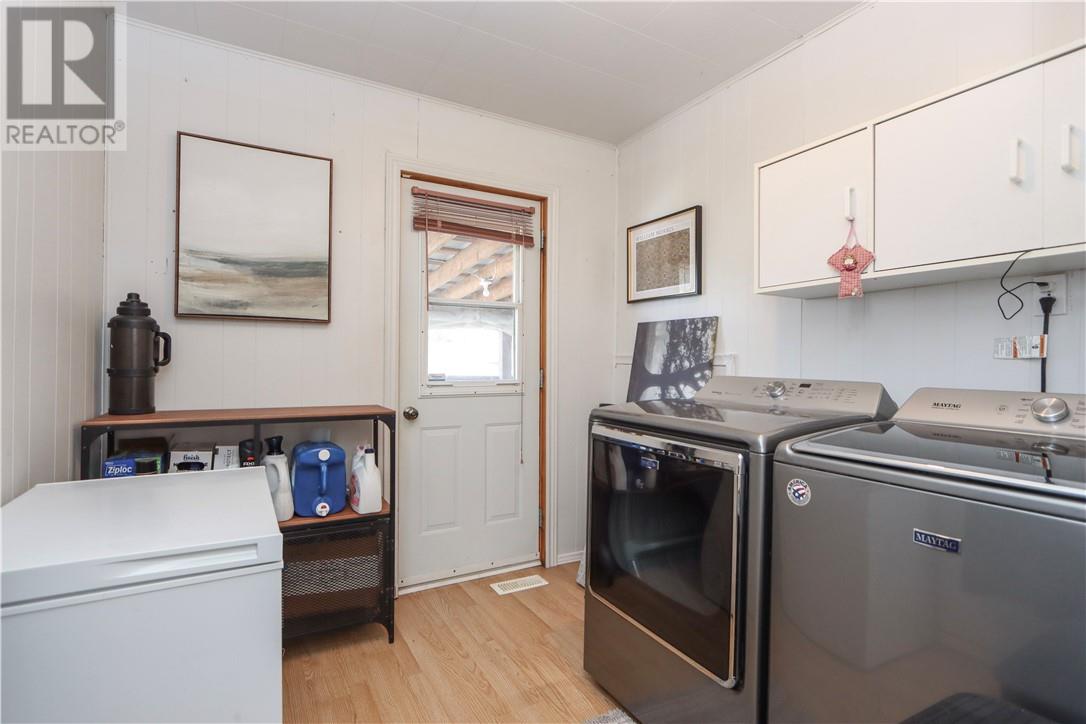 76 Montcalm Street - 16