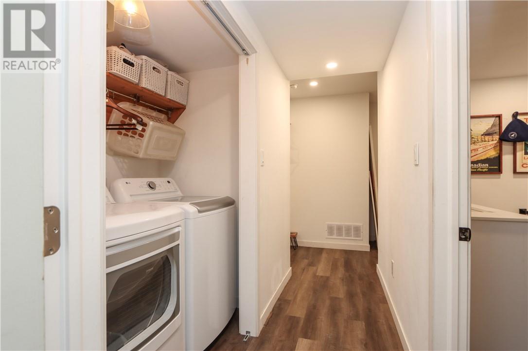76 Montcalm Street - 27