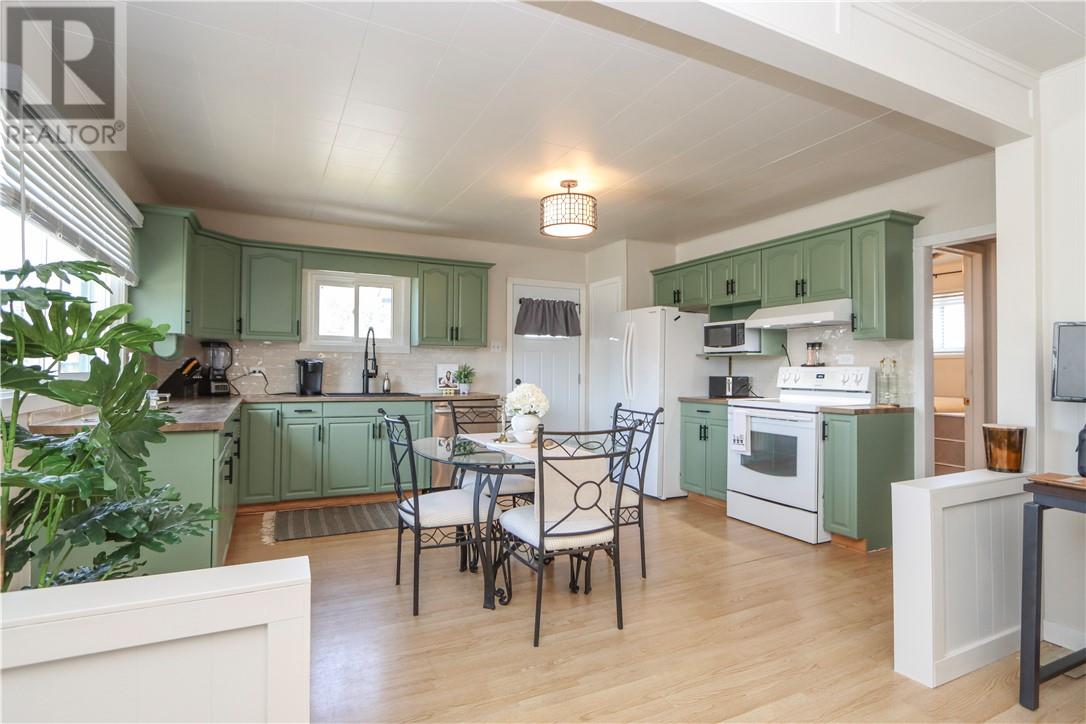 76 Montcalm Street - 3