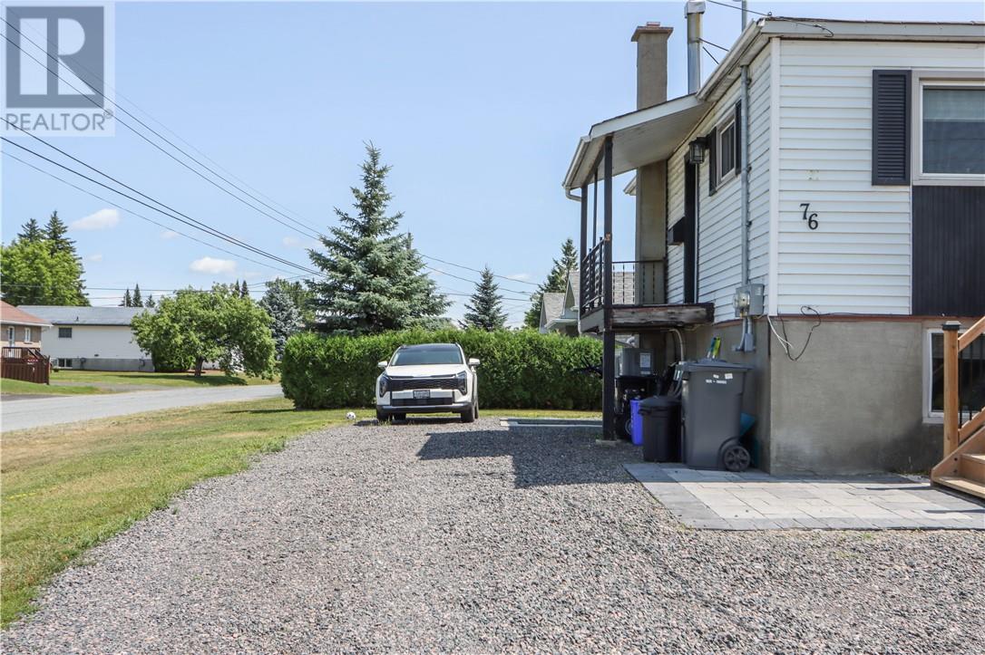 76 Montcalm Street - 32