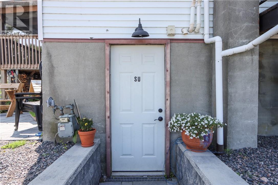 76 Montcalm Street - 19