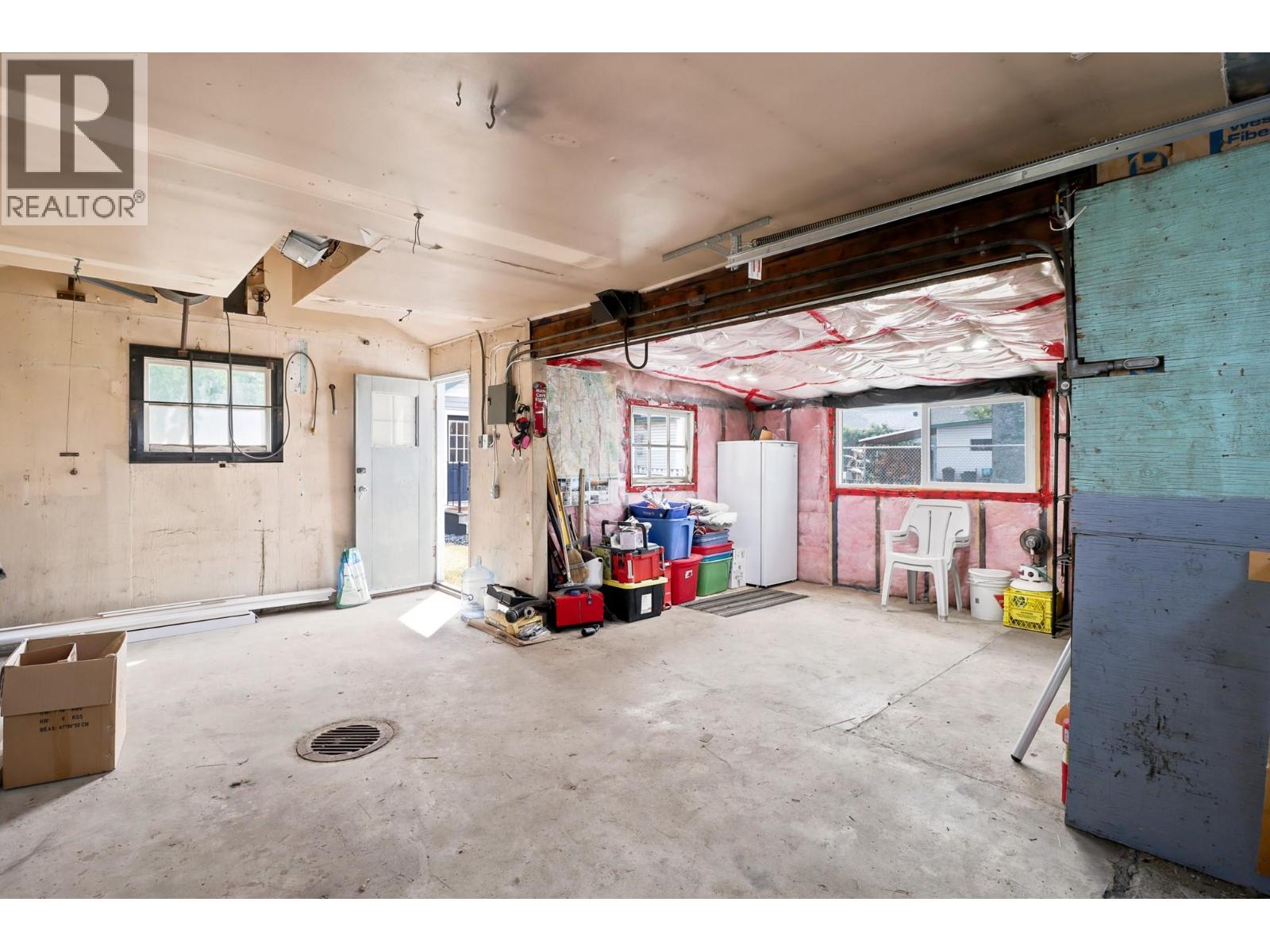 225 14 Avenue N - 40