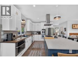 4pc Bathroom - 193 Lockie Road, Tulameen, BC V0X1W0 Photo 19