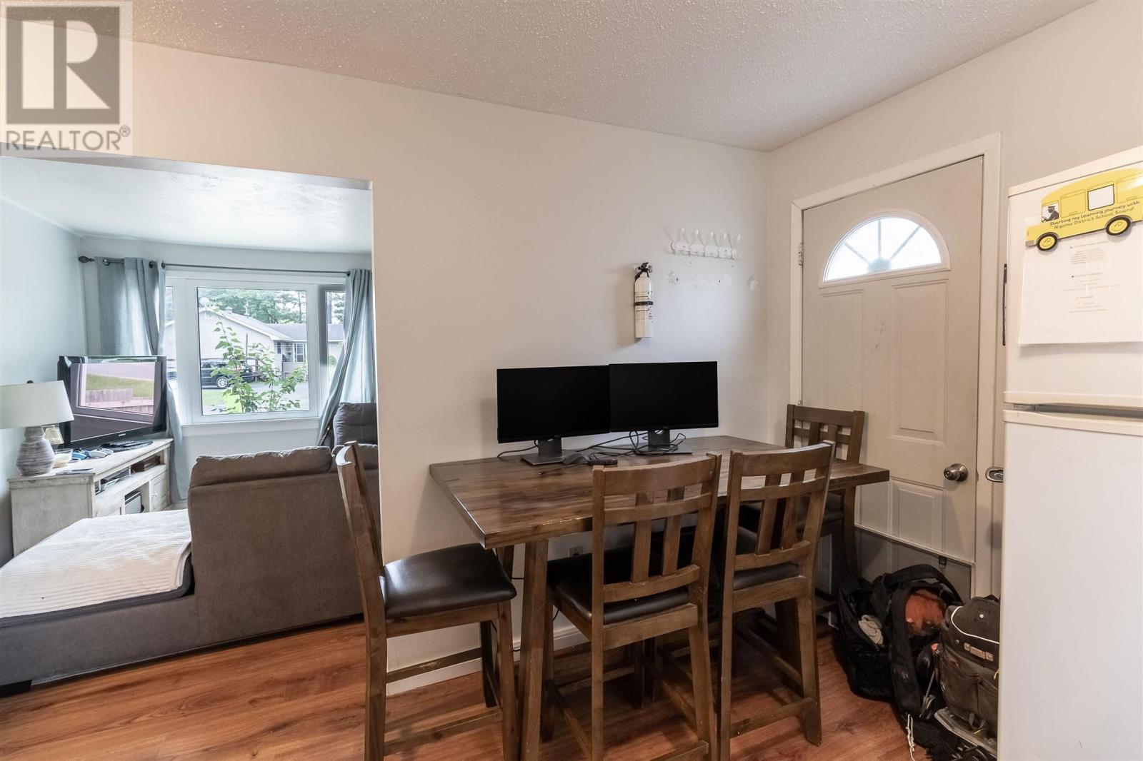 100 Amy AVE - 26