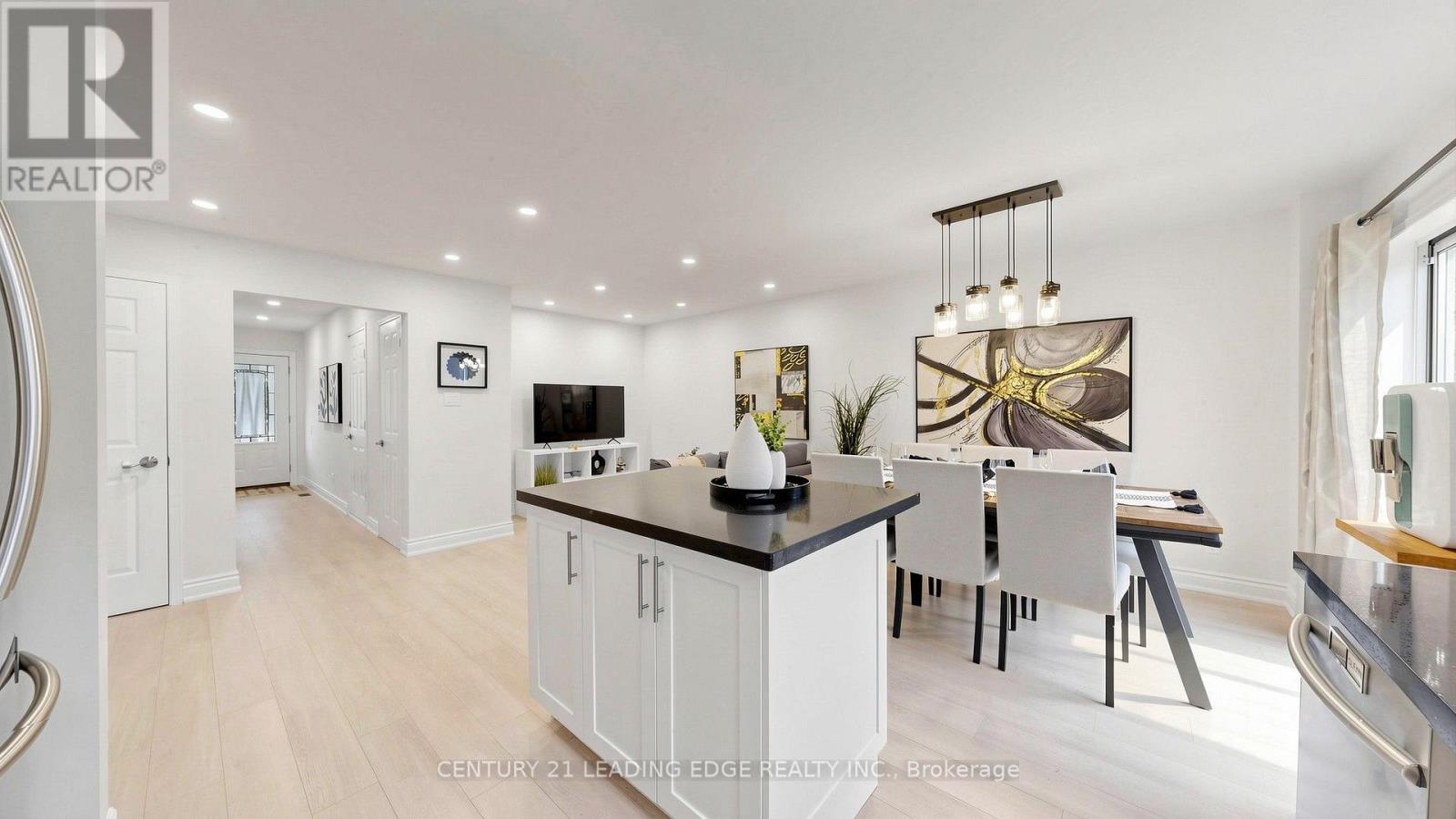 209 KELSO CRESCENT - 12