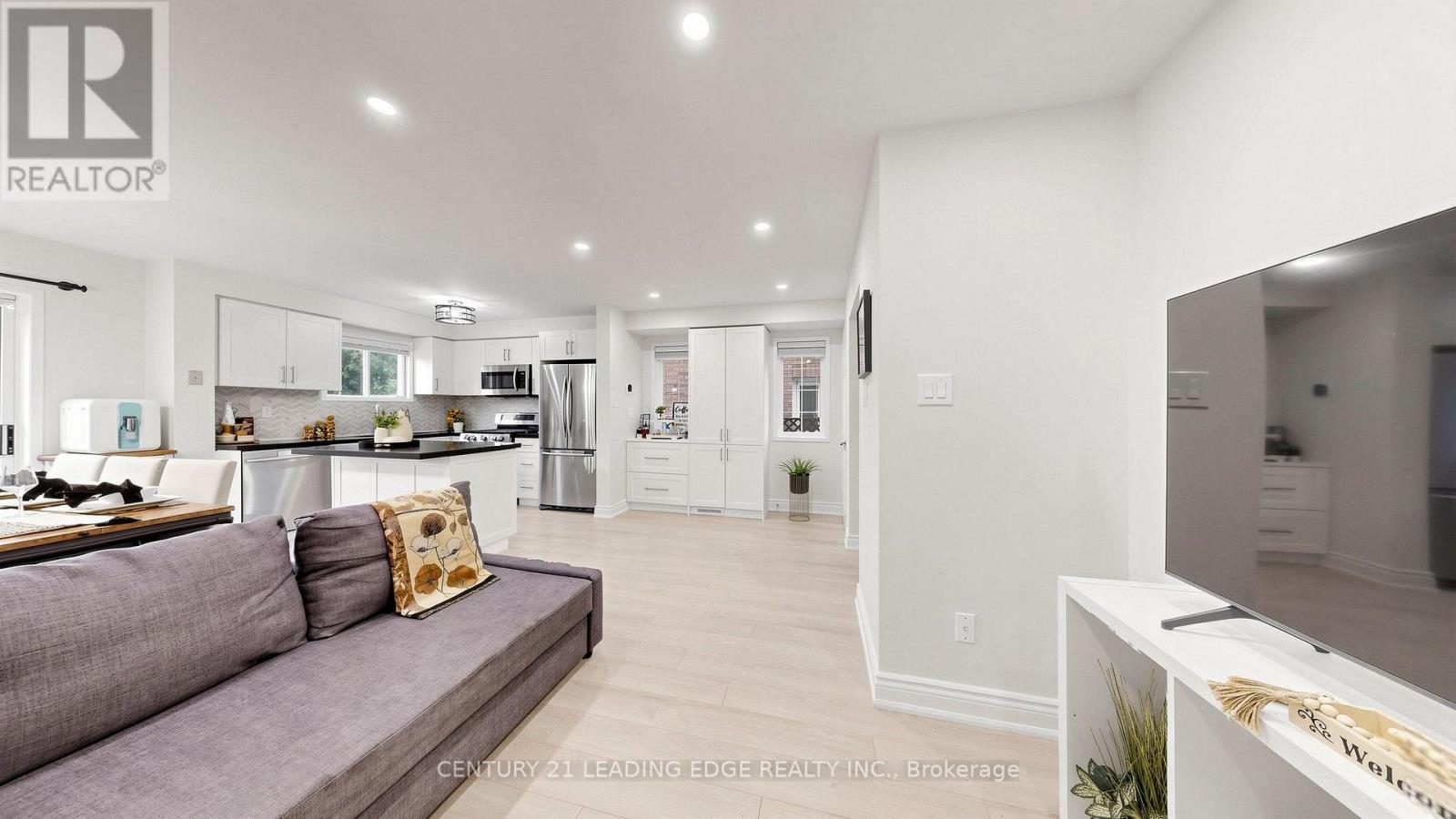 209 KELSO CRESCENT - 10