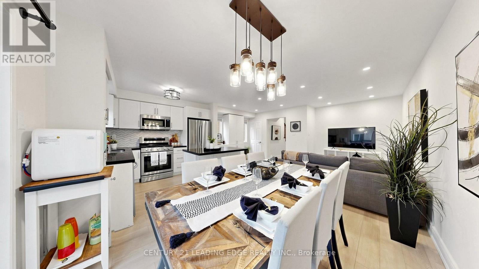 209 KELSO CRESCENT - 13