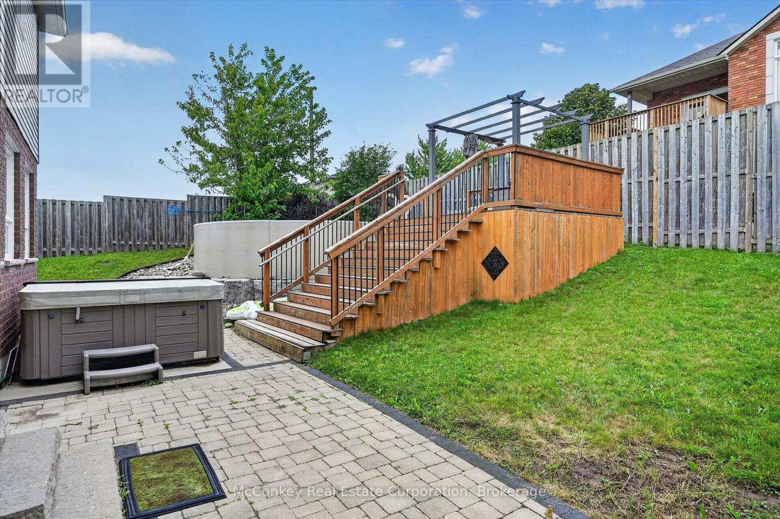 609 ACKERMAN CRESCENT - 21