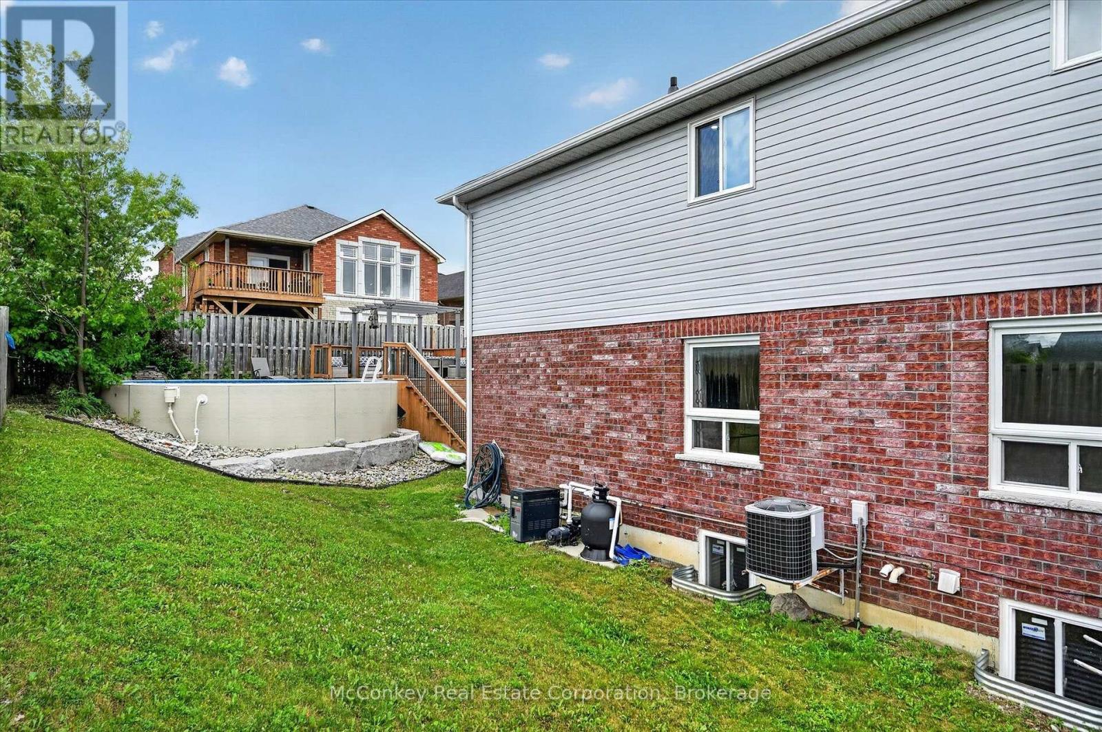 609 ACKERMAN CRESCENT - 24