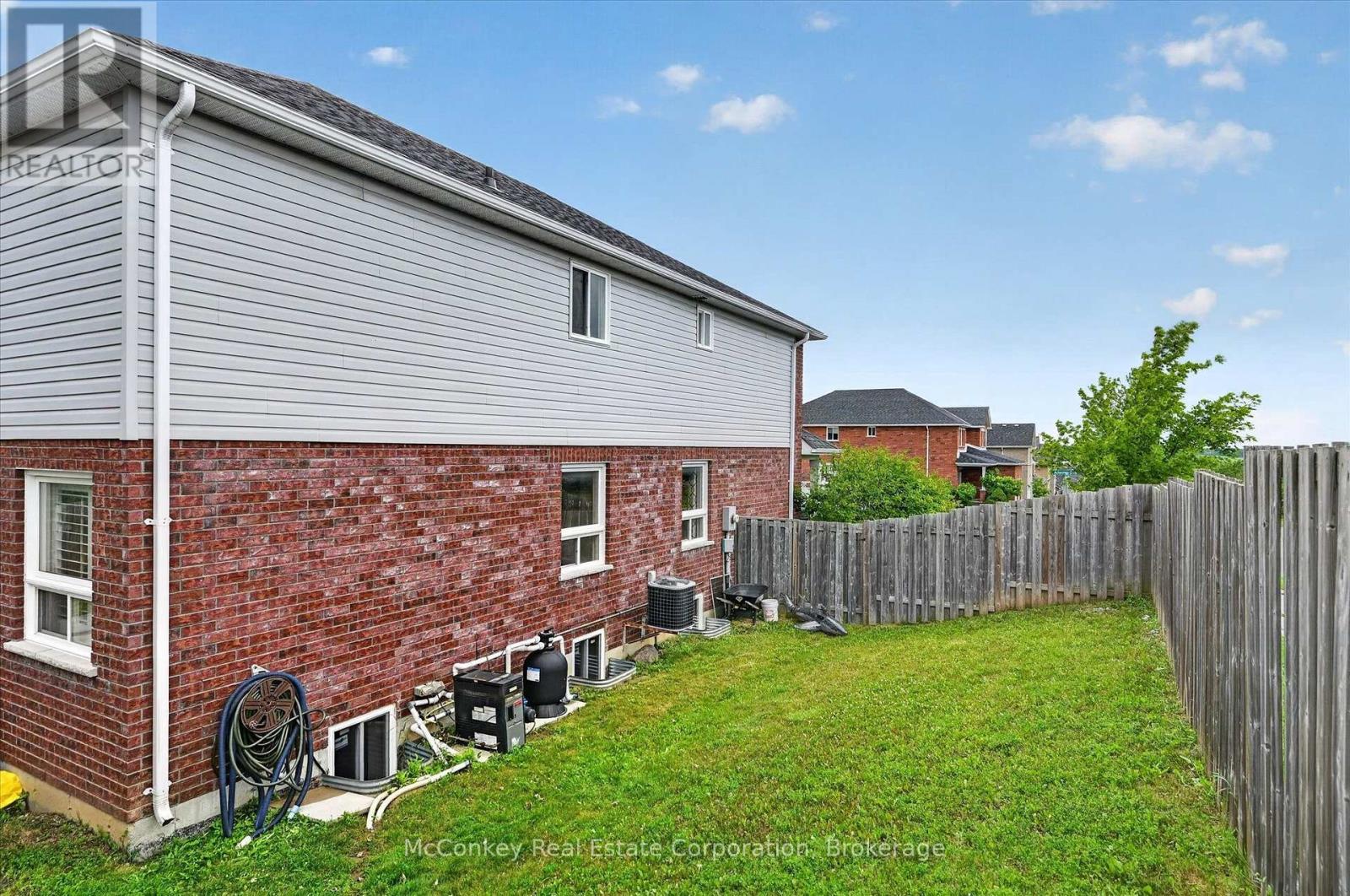 609 ACKERMAN CRESCENT - 25