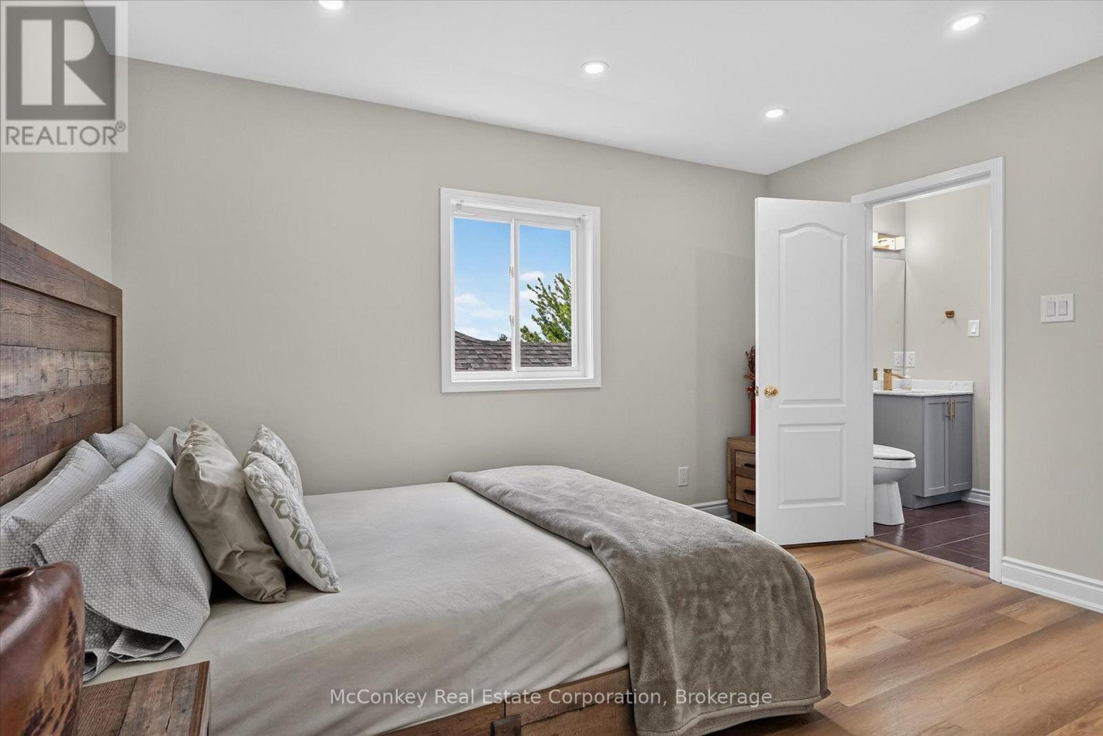 609 ACKERMAN CRESCENT - 33