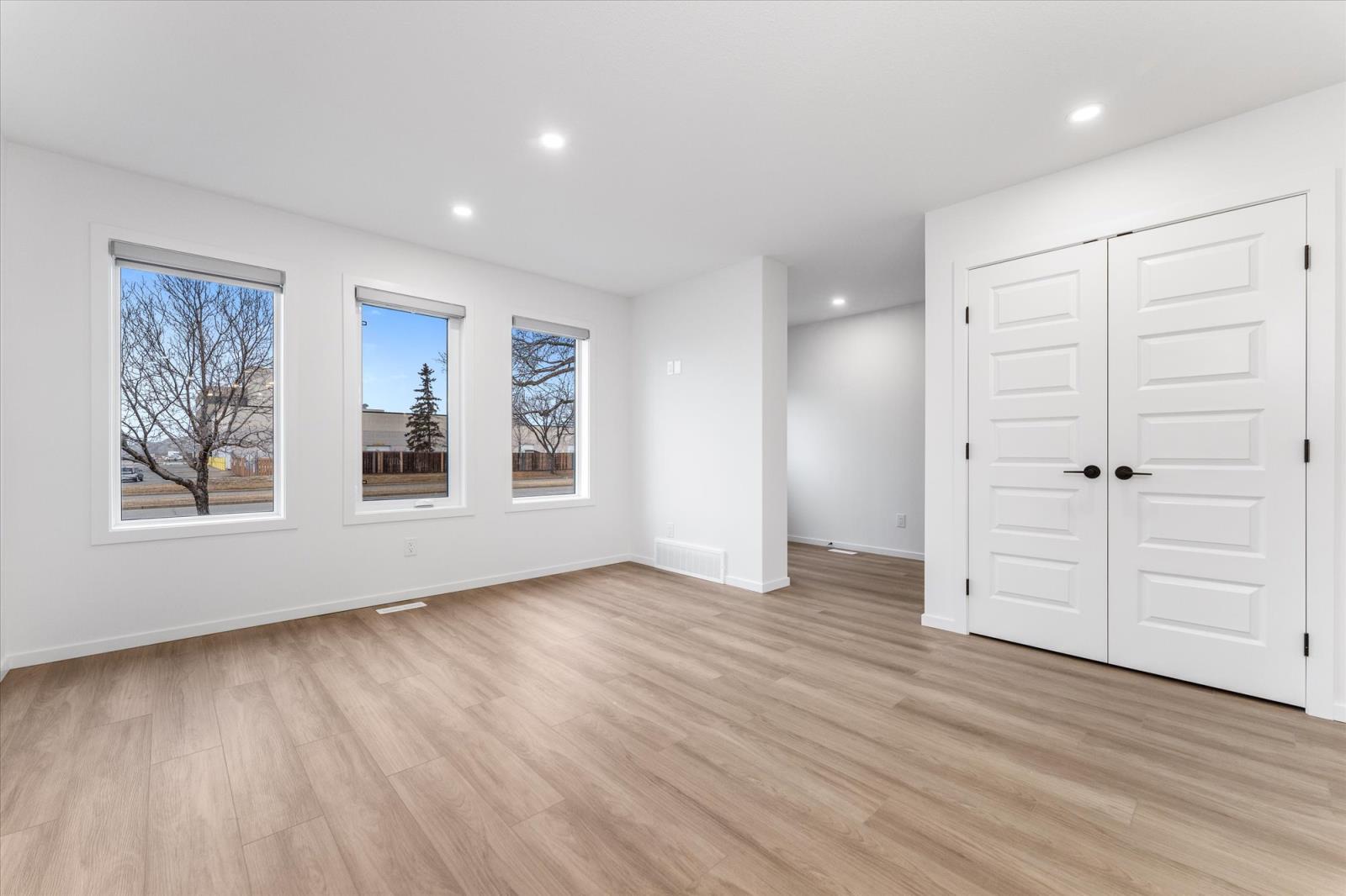 1 2 3 - 12411 81 Street NW - Photo 12