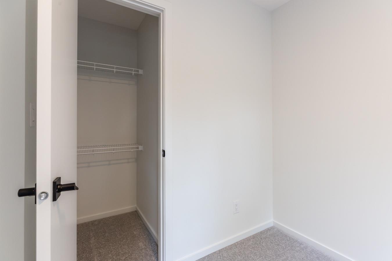 1 2 3 - 12411 81 Street NW - Photo 32