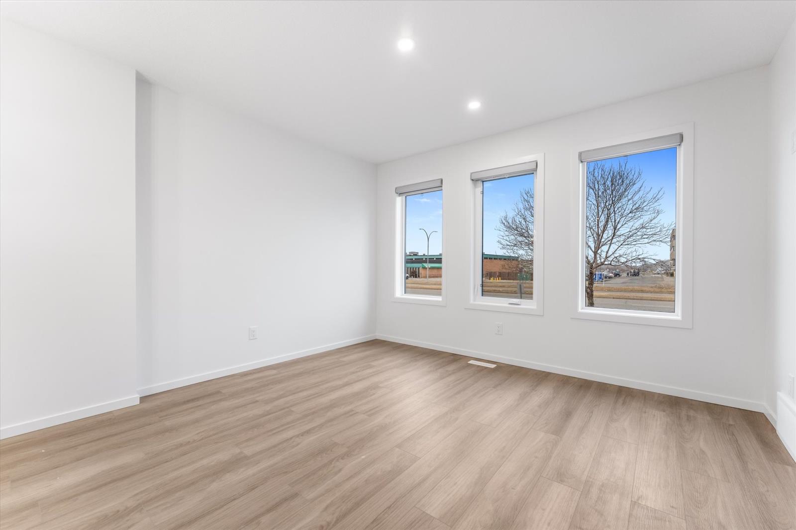 1 2 3 - 12411 81 Street NW - Photo 11