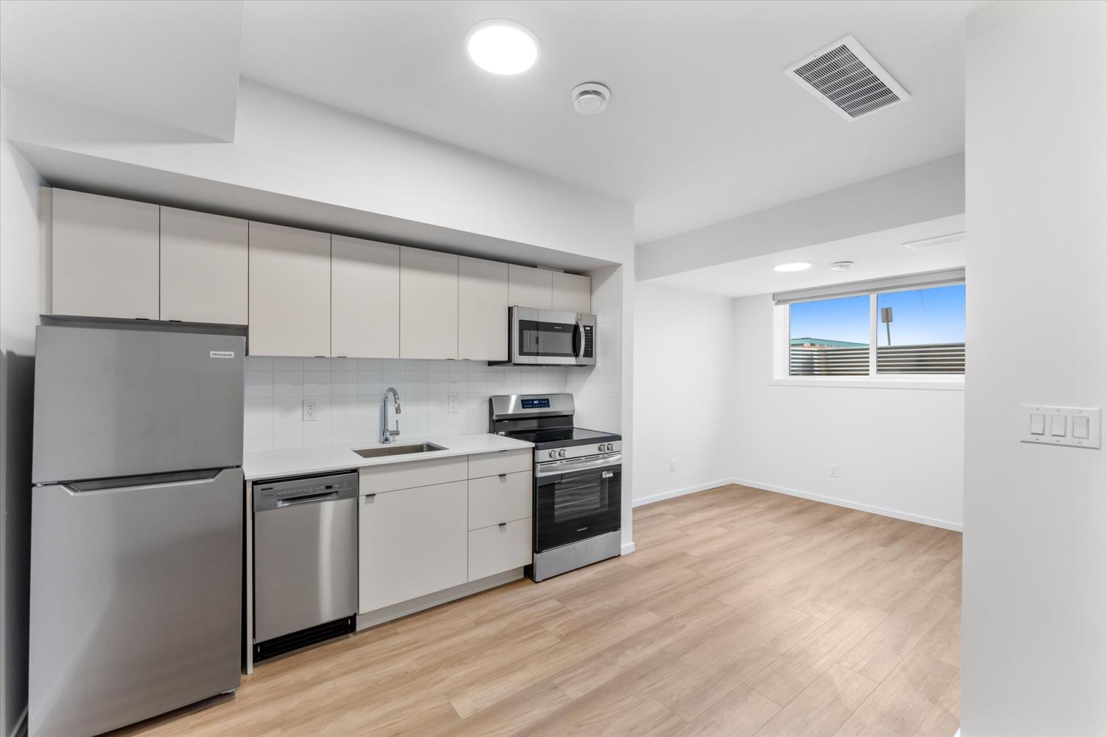 1 2 3 - 12411 81 Street NW - Photo 40