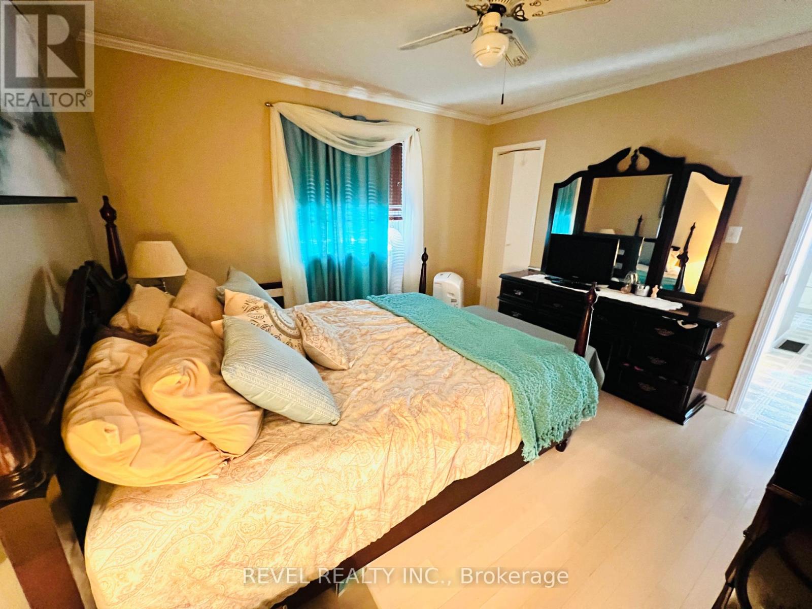 206 DUKE STREET W - 14