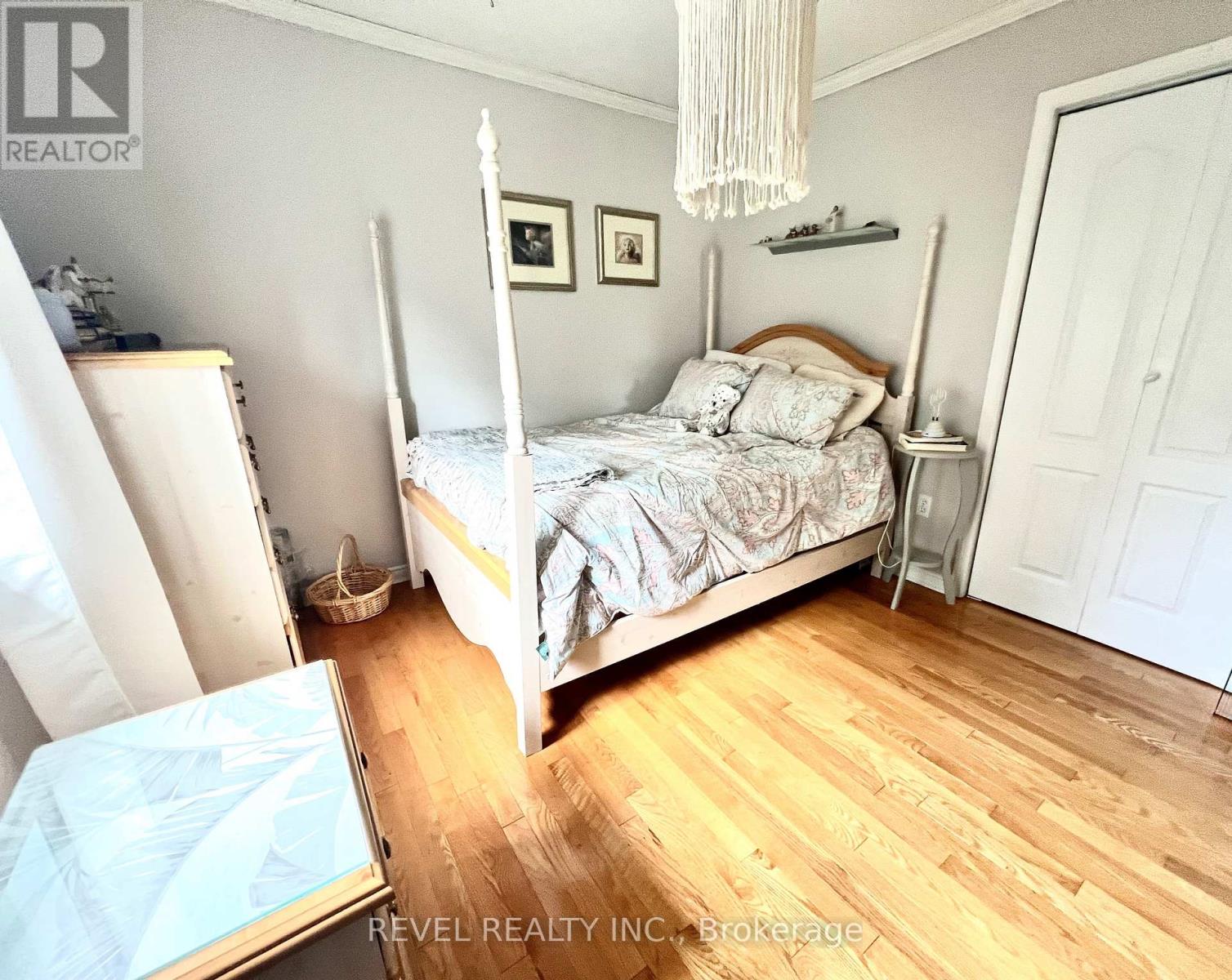 206 DUKE STREET W - 20