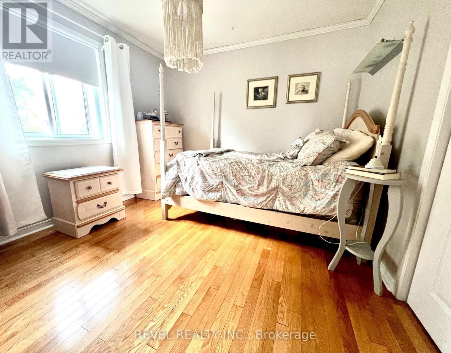 206 DUKE STREET W - 21