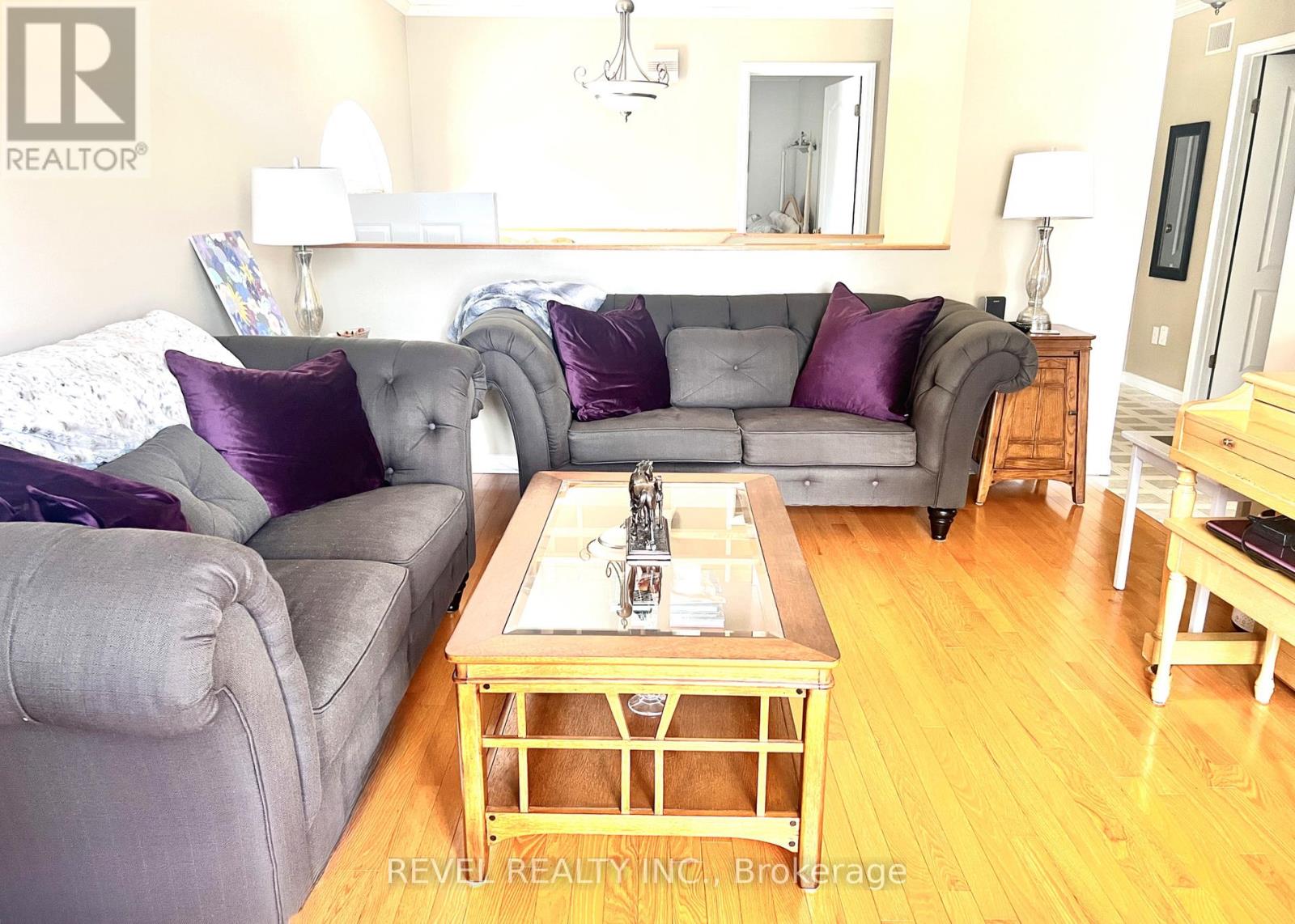 206 DUKE STREET W - 5