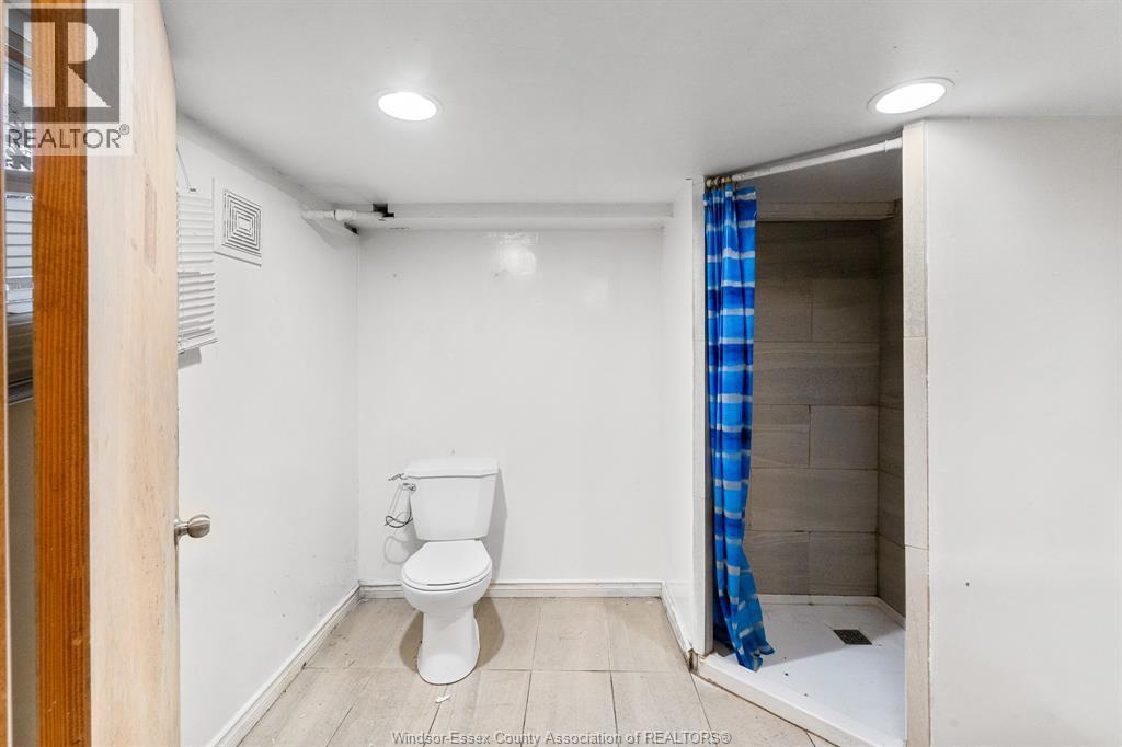 691 RANDOLPH - 33