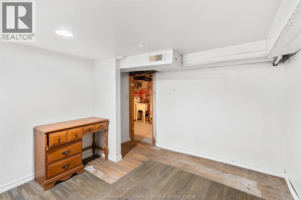 691 RANDOLPH - 32